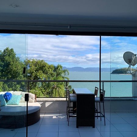 Lindo Duplex Pe Na Areia Com Praia Privativa Карагуататуба Екстериор снимка