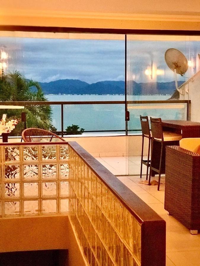 Lindo Duplex Pe Na Areia Com Praia Privativa Карагуататуба Екстериор снимка